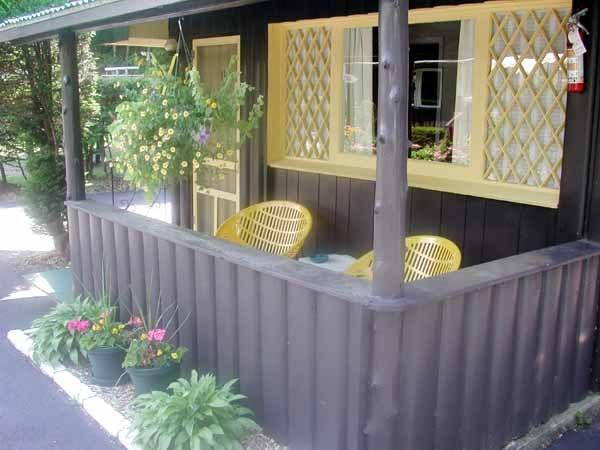 Amber Lantern One-Bedroom Cottage Lake George Luaran gambar